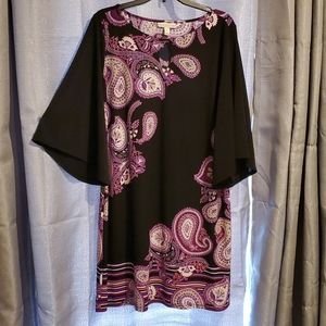 ❄Dana Buchman bell sleeve dress